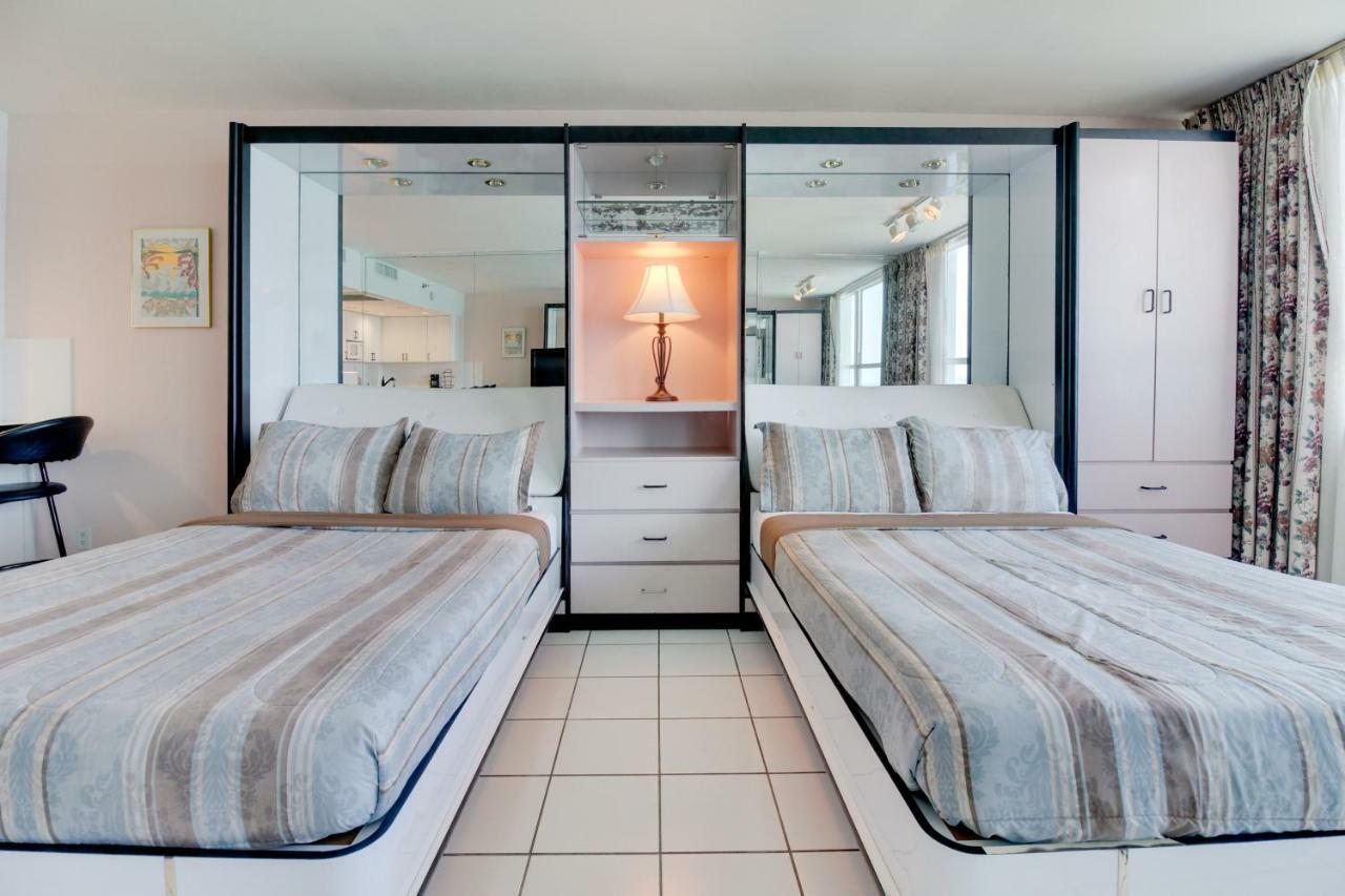Castle Beach: Coral Condo Miami Beach Buitenkant foto