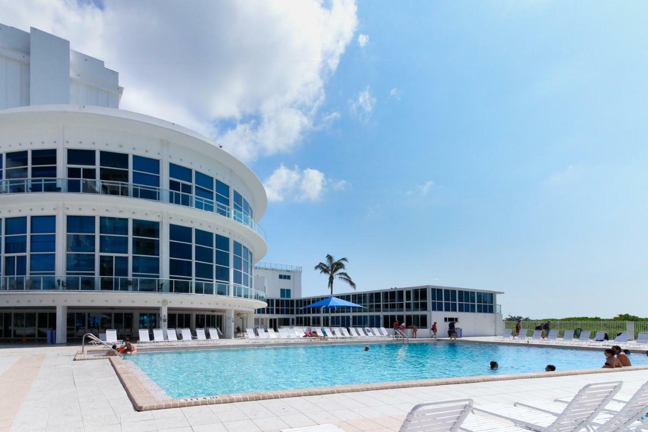 Castle Beach: Coral Condo Miami Beach Buitenkant foto